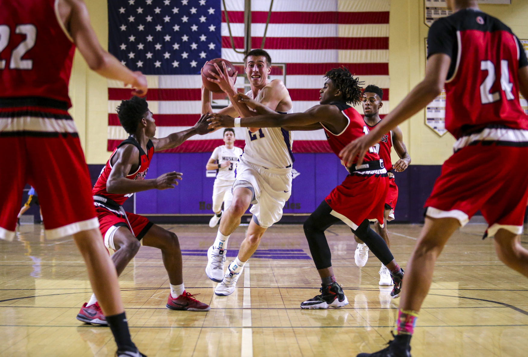 012318-CLINTON-MUSCATINE-BASKETBALL-007